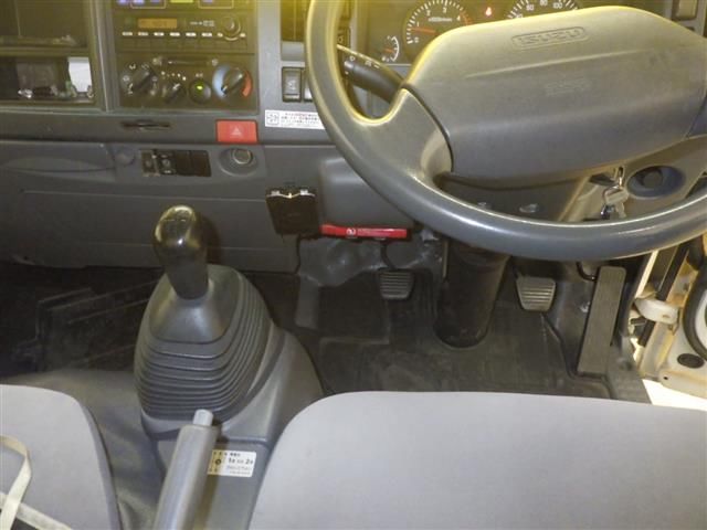 2011 Isuzu Elf 冷蔵・冷凍車 auction photo 8