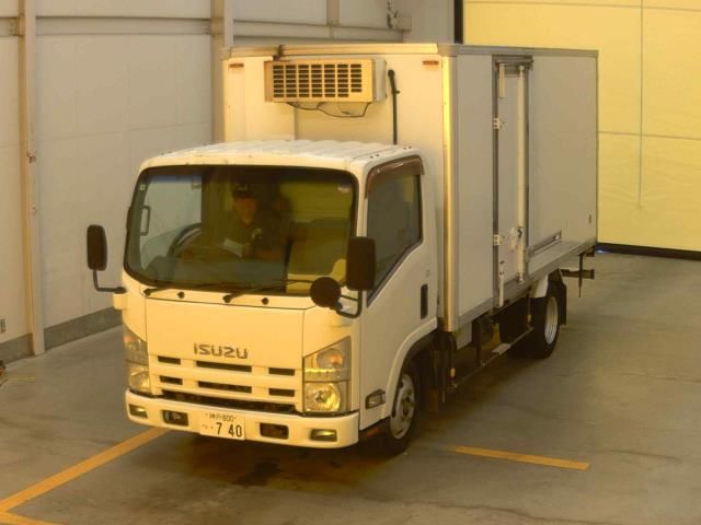 2011 Isuzu Elf 冷蔵・冷凍車 Japan auction vehicle