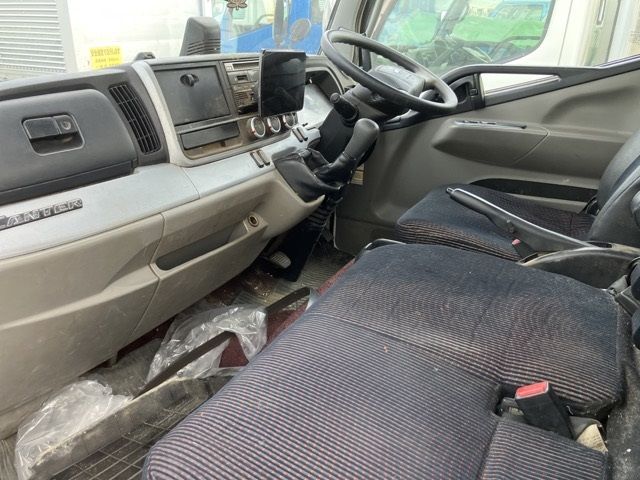 2020 Mitsubishi Fuso Canter Dump Kyoka auction photo 5