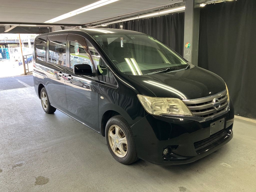 Japan Auction Vehicles 7 2011 Nissan Serena 20X auction photo