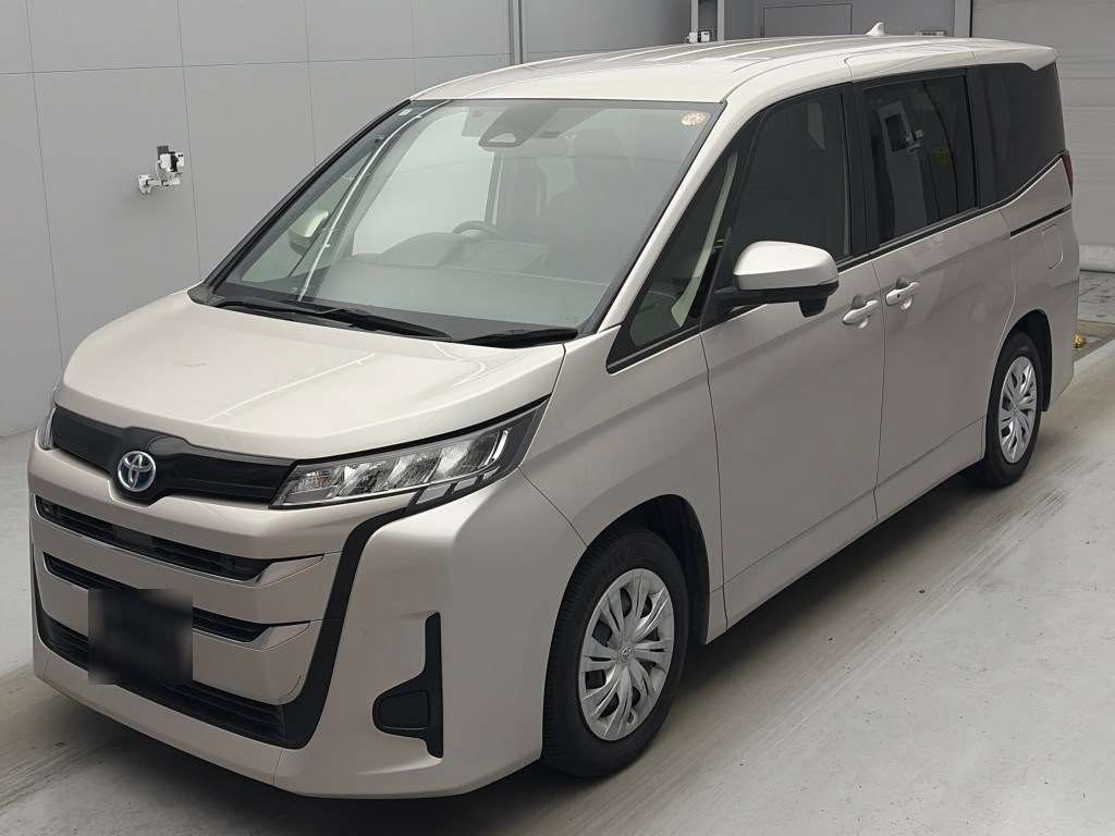 Japan Auction Vehicles 4 2022 Toyota Noah ハイブリッドX auction photo
