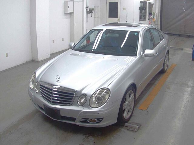 2007 Mercedes-Benz E-Class E350アバンギャルト auction photo 4