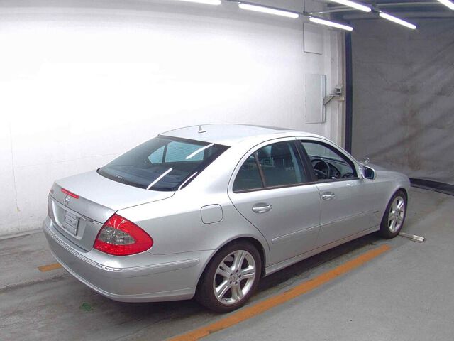 2007 Mercedes-Benz E-Class E350アバンギャルト auction photo 5