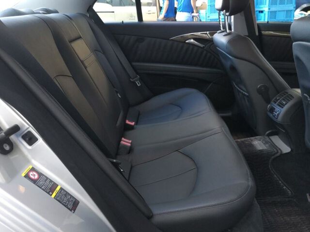 2007 Mercedes-Benz E-Class E350アバンギャルト auction photo 6
