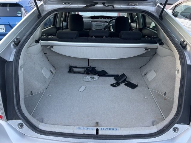 2012 Toyota Prius PHEV S auction photo 5