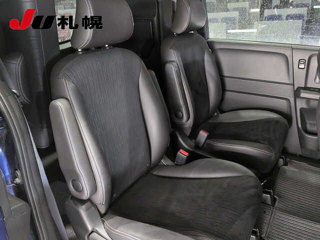 2012 Honda Freed 4WD G Aero Just Selection auction photo 7