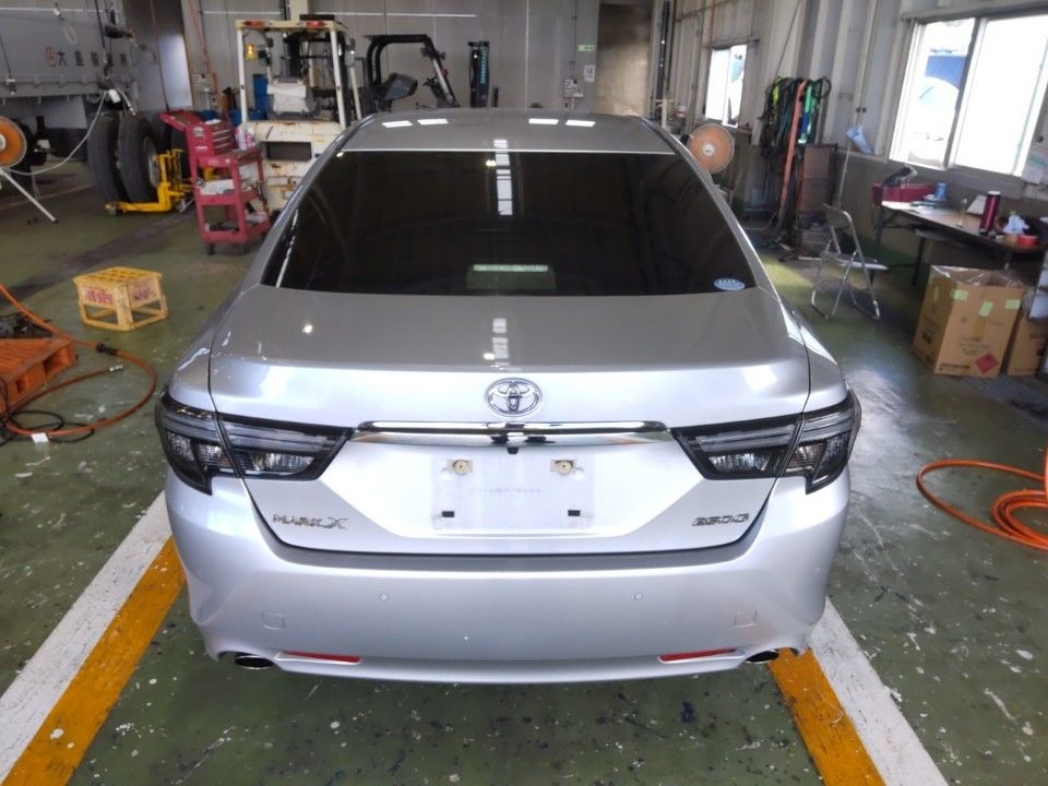 2017 Toyota Mark X auction photo 5