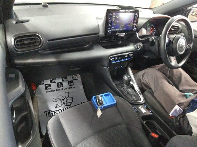 2021 Toyota GR Yaris RS auction photo 3
