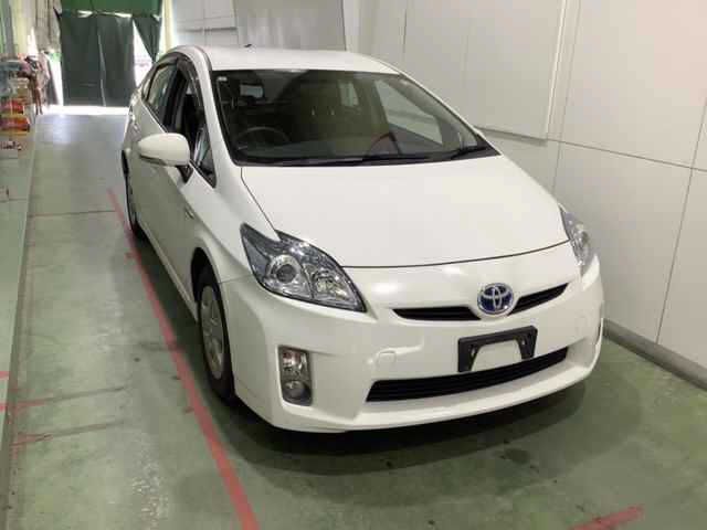 Japan Auction Vehicles 4 2009 Toyota Prius S auction photo