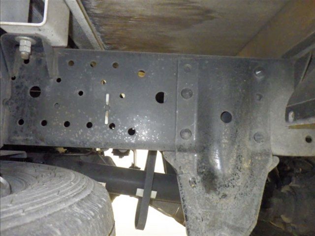 2017 Isuzu Elf Double cab auction photo 4