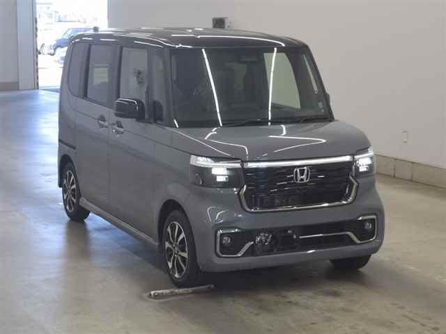 Japan Auction Vehicles 10 2026 Honda N_BOXカスタム Two-tone coordinated style auction photo