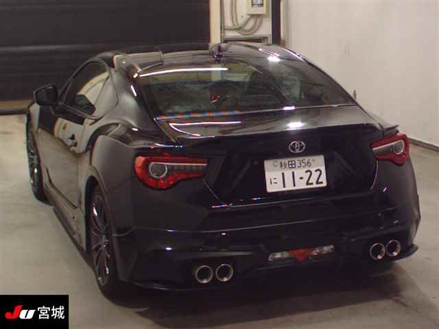 2017 Toyota 86 GT auction photo 2