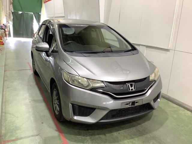 Japan Auction Vehicles 4 2014 Honda Fit 13G Fパッケージ auction photo