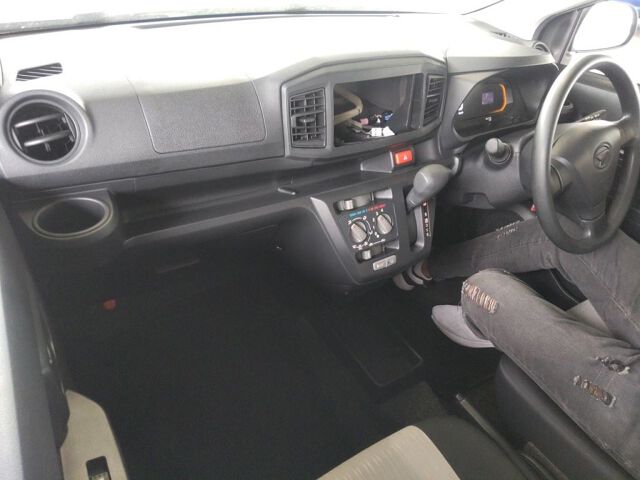 2023 Daihatsu Mira e:S L auction photo 3