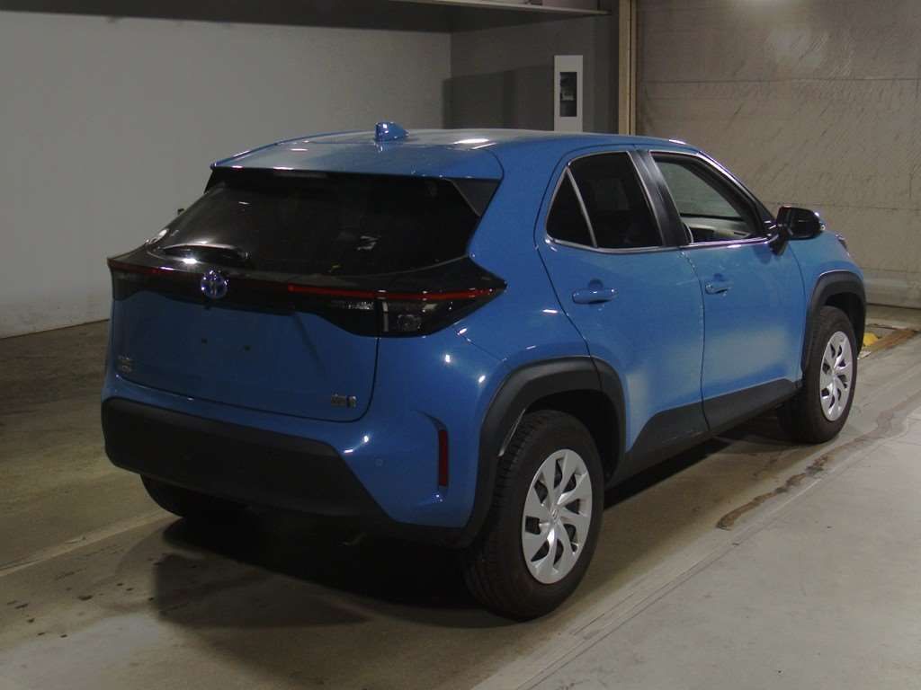 2022 Toyota Yaris Cross ハイブリッドX auction photo 2