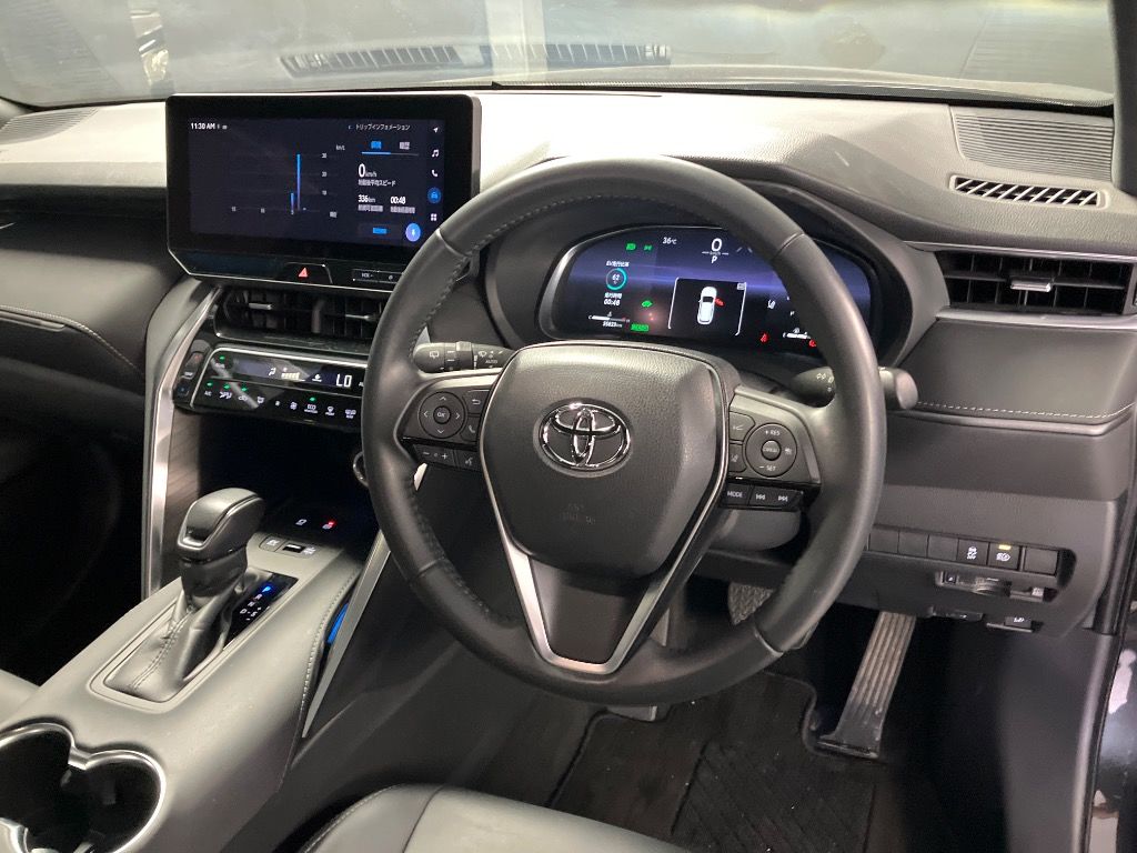 2023 Toyota Harrier G auction photo 3