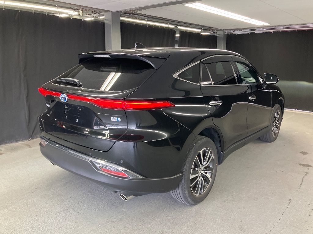 2023 Toyota Harrier G auction photo 4