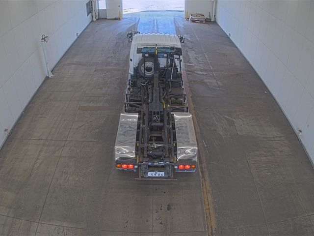 2018 Mitsubishi Fuso Fighter Container-only auction photo 3