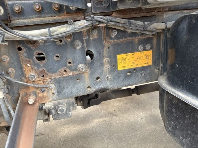 2018 Mitsubishi Fuso Fighter Container-only auction photo 11