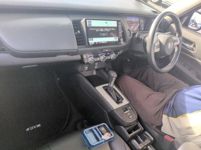 2020 Honda Fit EHEV Luxe auction photo 3