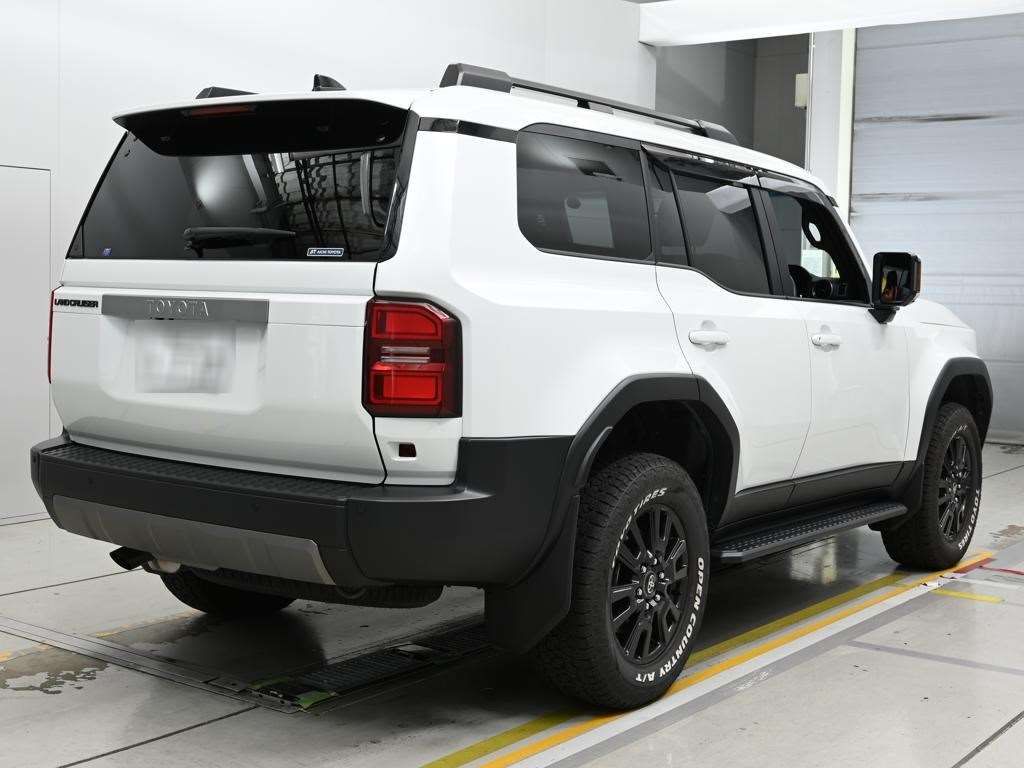 2024 Toyota Land Cruiser 250 VX 4WD auction photo 2