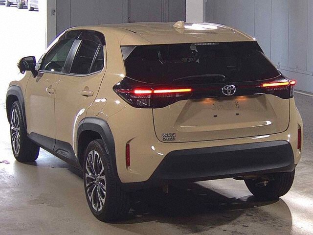 2021 Toyota Yaris Cross Z auction photo 2