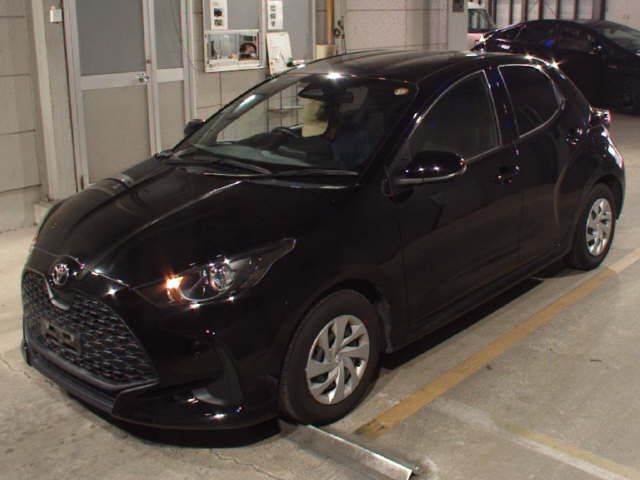 2024 Toyota Yaris X auction photo 4