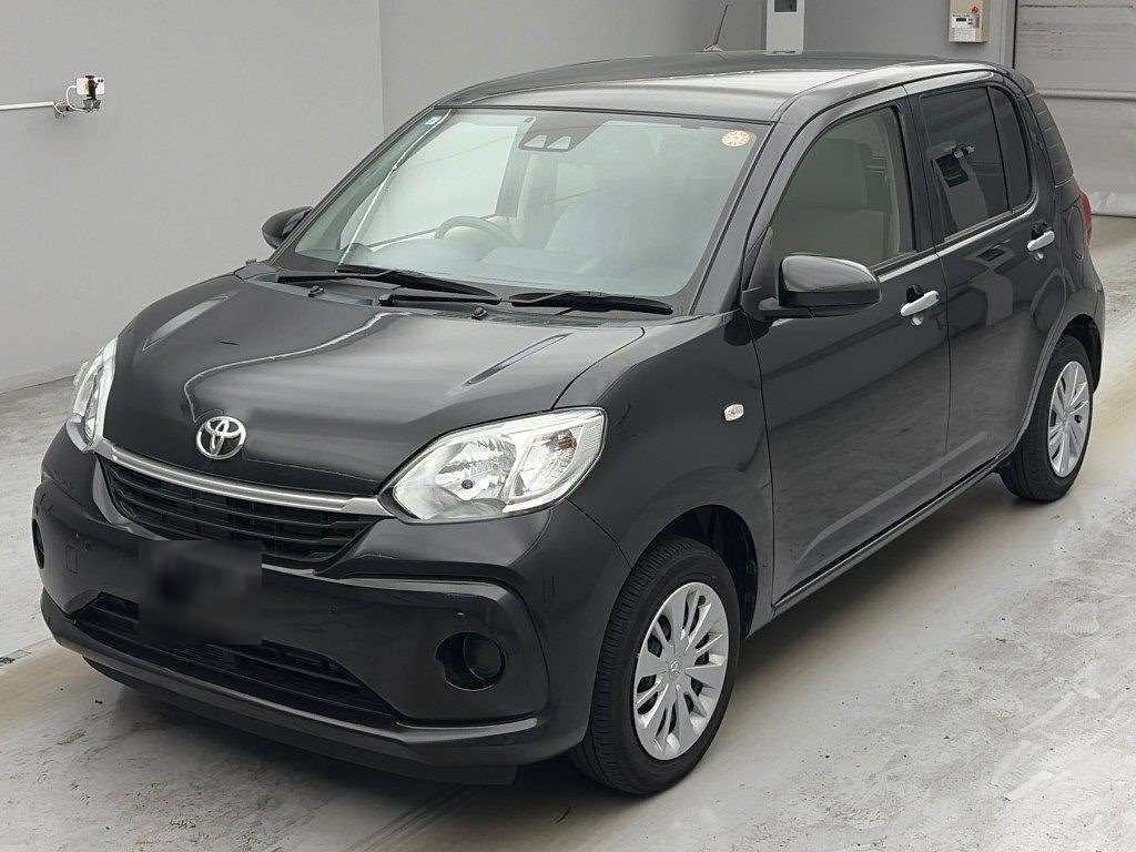 2023 Toyota Passo X Japan auction vehicle