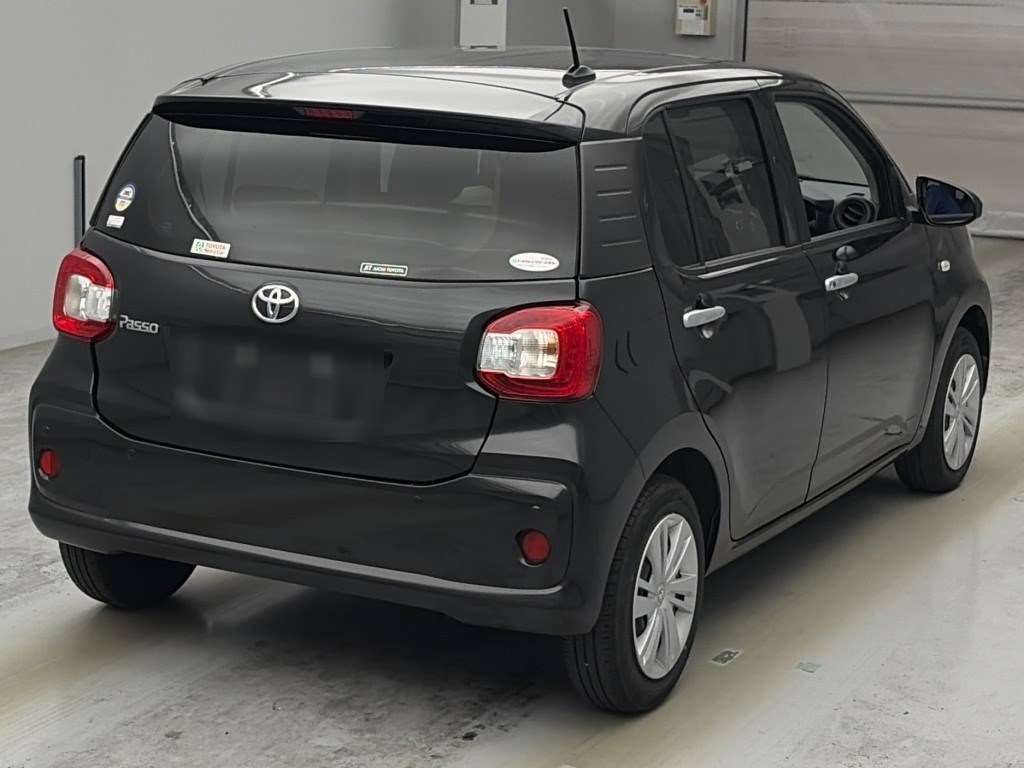 2023 Toyota Passo X auction photo 2
