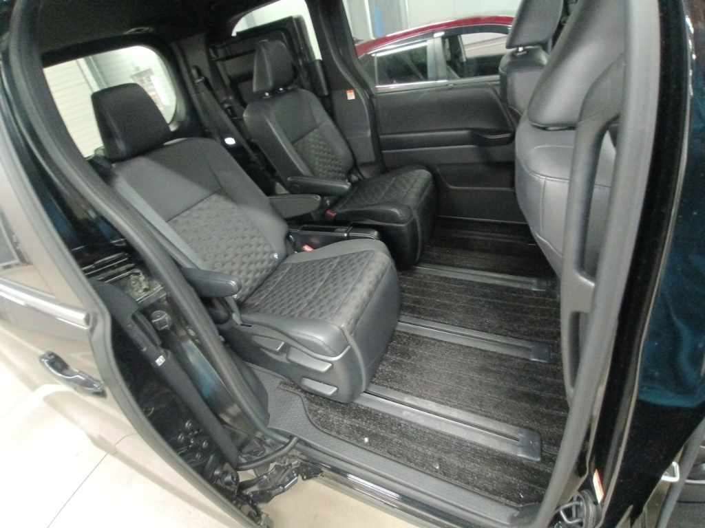 2023 Toyota Voxy ハイブリッドS-Z auction photo 12