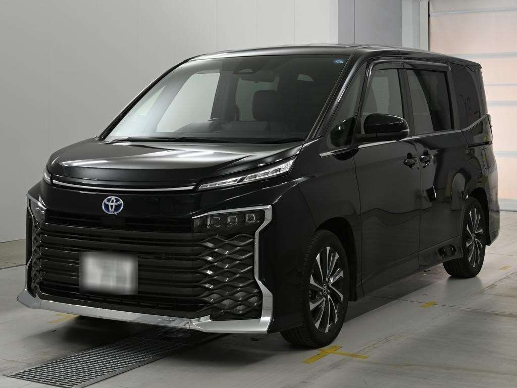 Japan Auction Vehicles 14 2023 Toyota Voxy ハイブリッドS-Z auction photo