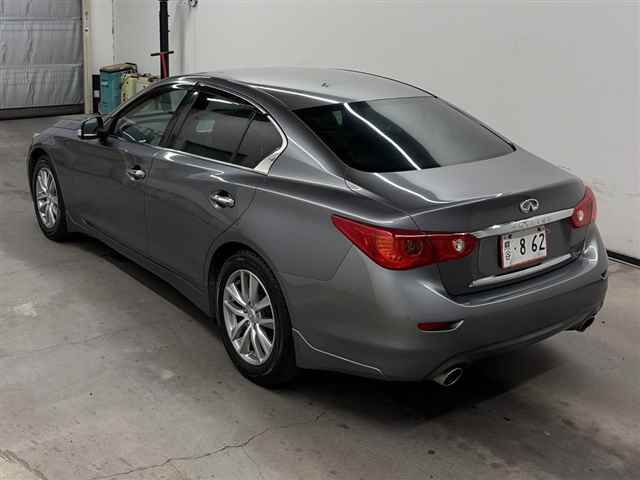 2014 Nissan Skyline 200GT-tタイプP auction photo 2
