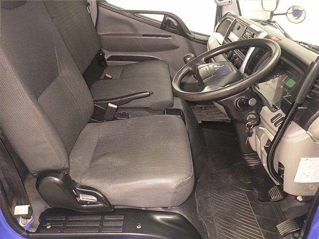 2016 Mitsubishi Fuso Canter dump auction photo 5