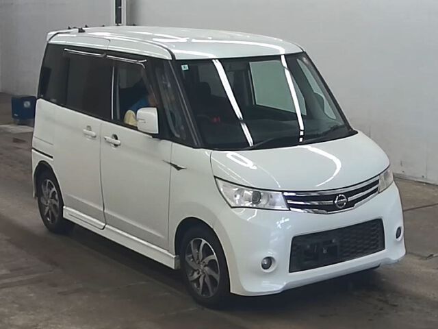 2012 Nissan Roox ハイウェイスターターボ 4WD Japan auction vehicle