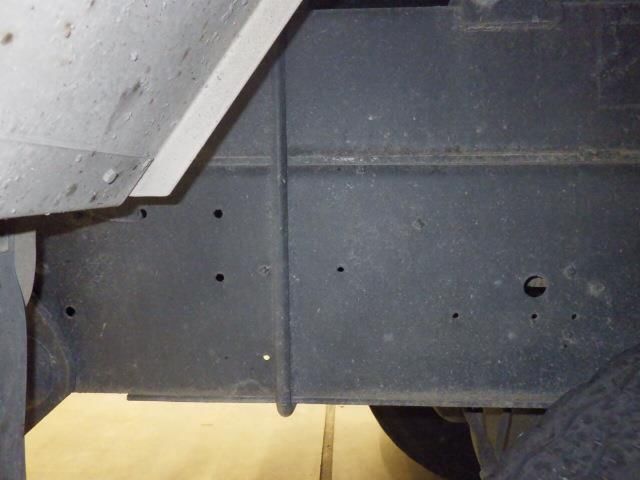2009 Isuzu dump auction photo 4