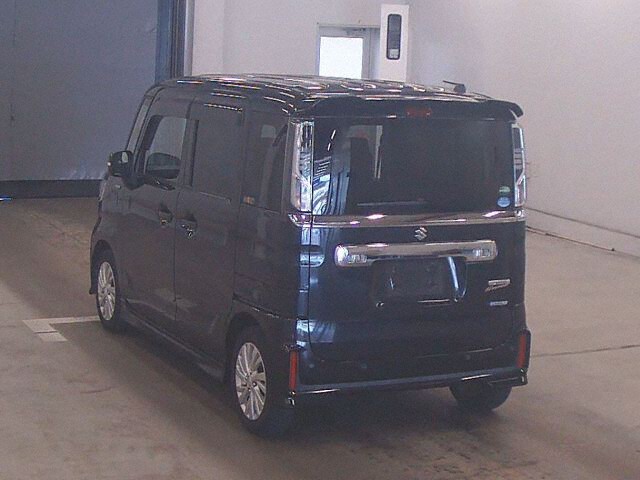 2019 Suzuki Spacia ハイブリッドGS auction photo 2