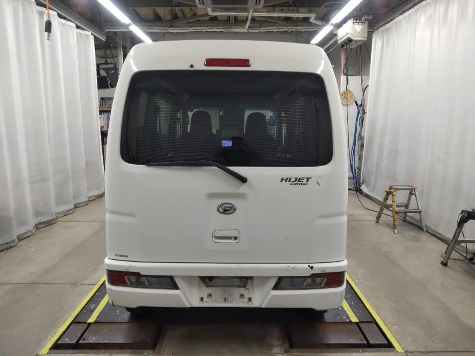 2018 Daihatsu ハイゼット カーゴ auction photo 5