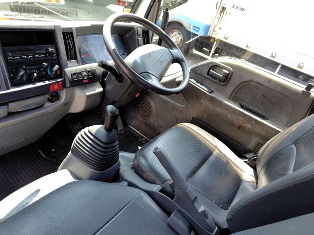 2010 Isuzu Elf コウショサギョウ auction photo 3