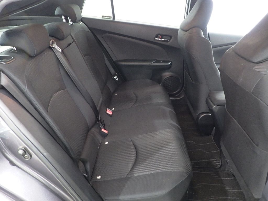 2015 Toyota Prius 4WD A auction photo 7