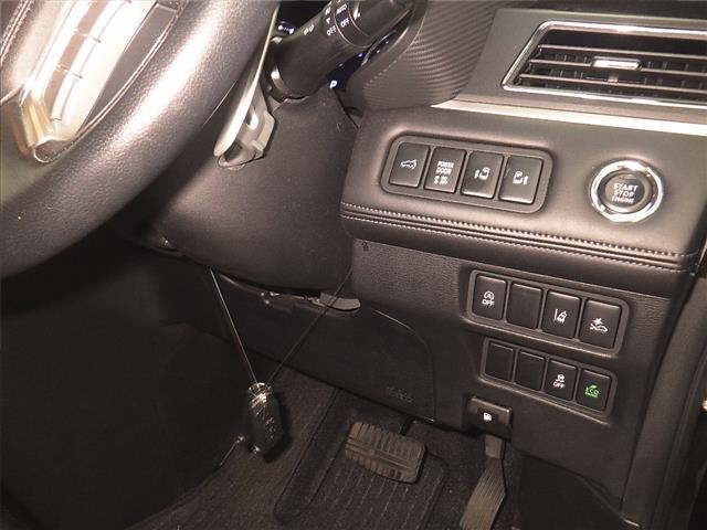 2020 Mitsubishi Delica D:5 4WD G Power Package D-TB 82 auction photo 8