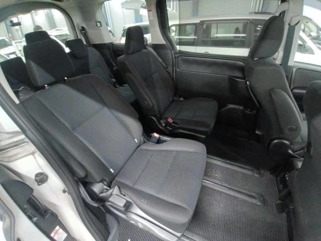 2021 Toyota Noah Hybrid X auction photo 12
