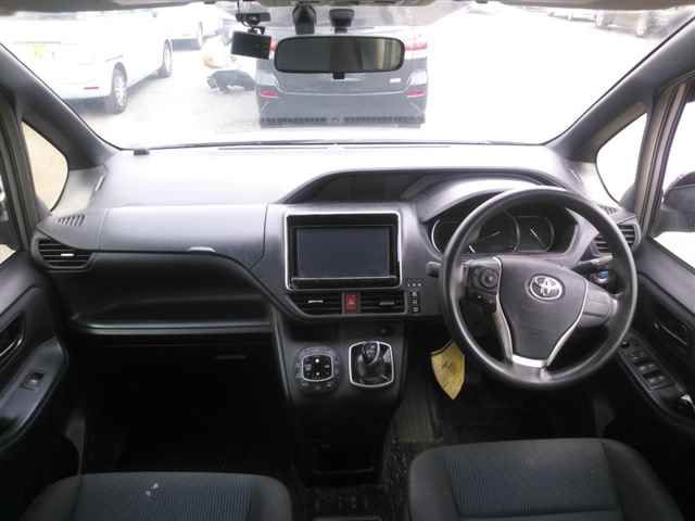 2015 Toyota Noah X ディライトプラス auction photo 8