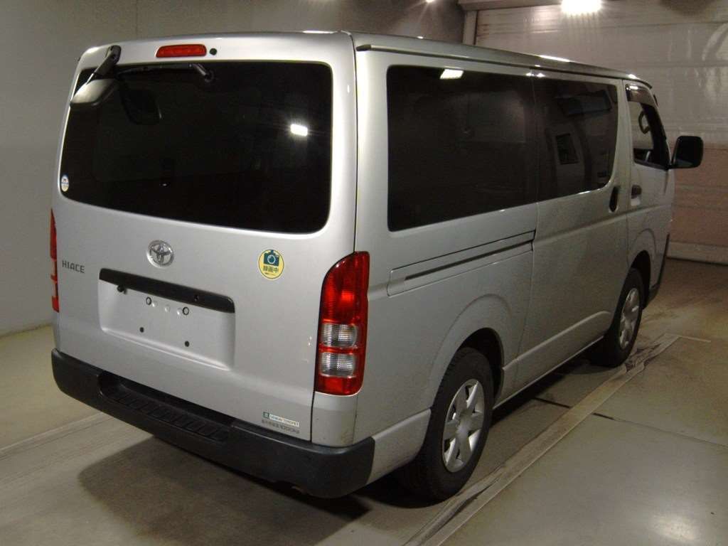 2021 Toyota Hiace Long DX 4WD auction photo 2
