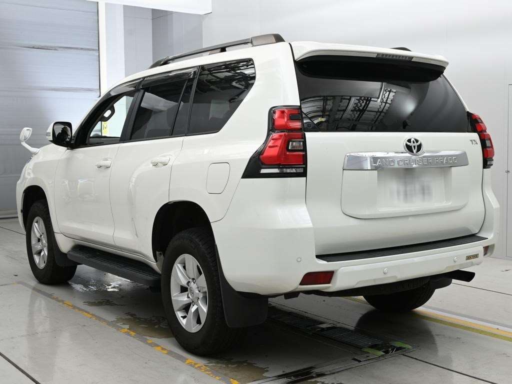 2022 Toyota Land Cruiser Prado TX 4WD auction photo 6