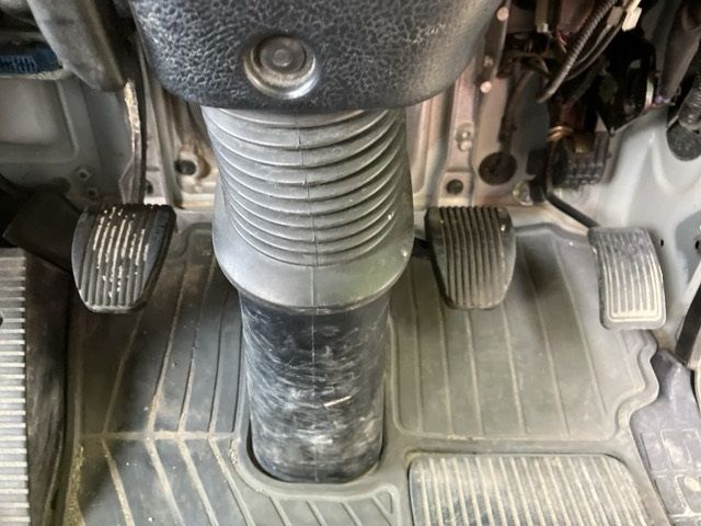 2015 Hino Ranger Concrete Work Pumps auction photo 4