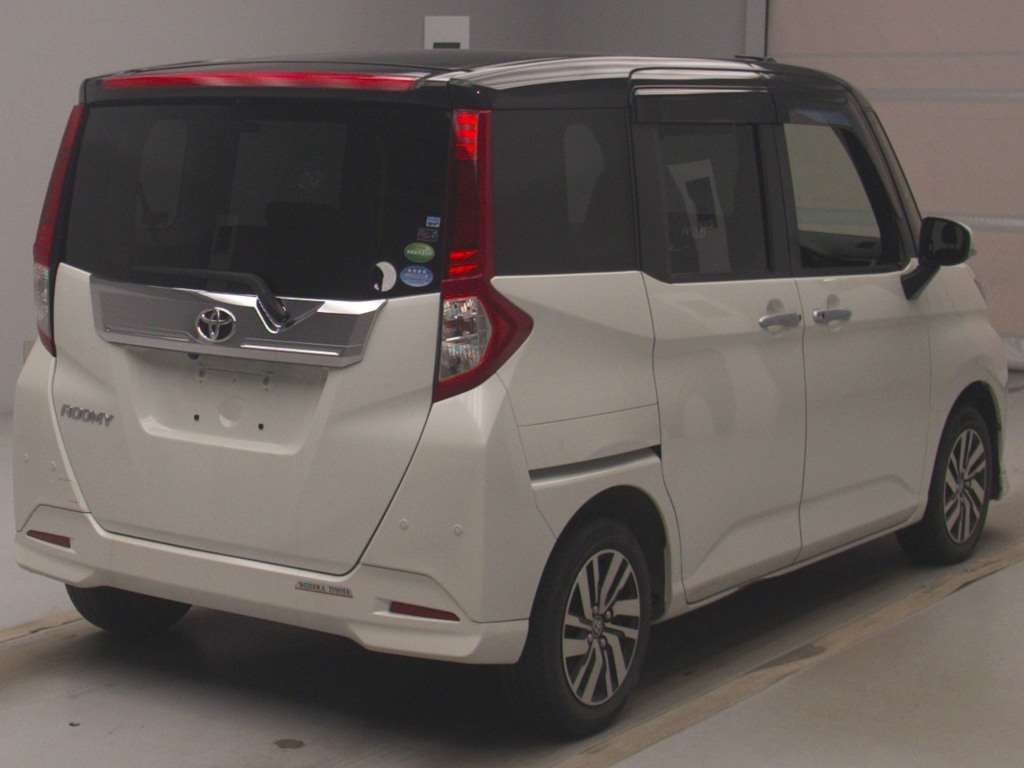 2019 Toyota Roomy Custom G auction photo 2