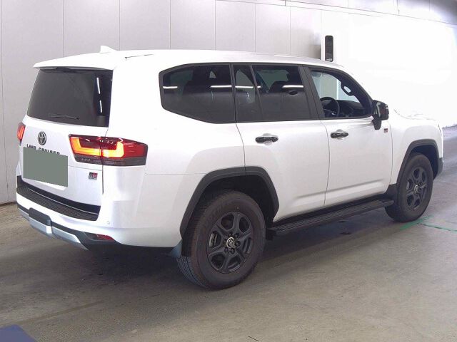 2024 Toyota Land Cruiser GR Sport 4WD auction photo 5