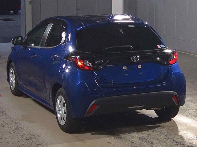 2020 Toyota Yaris G auction photo 2
