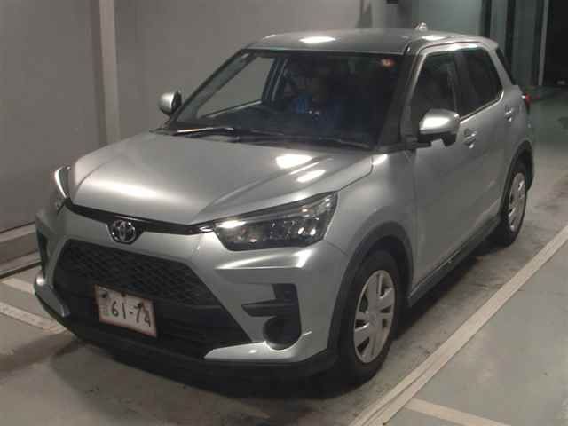 2021 Toyota Raize XS auction photo 4