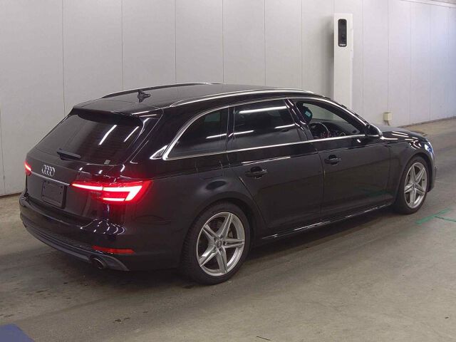 2016 Audi A4 Avant 2.0 TFSIQ Sport S La 4WD auction photo 5